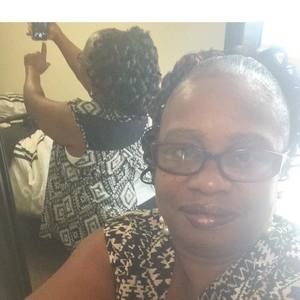 Meet your Posher, Renee